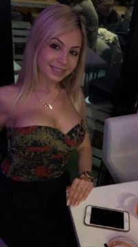 cara1988 from California,United States